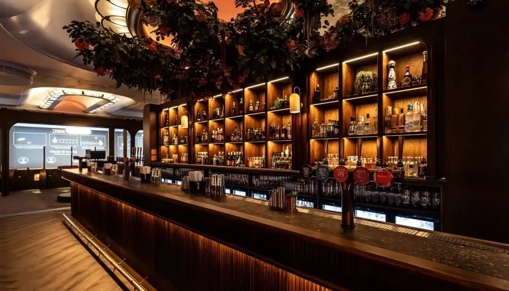 Clays+soho+refurbishment+project+medlock+bar+area